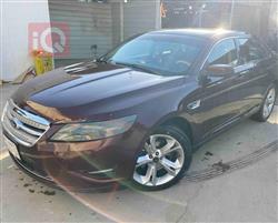 Ford Taurus